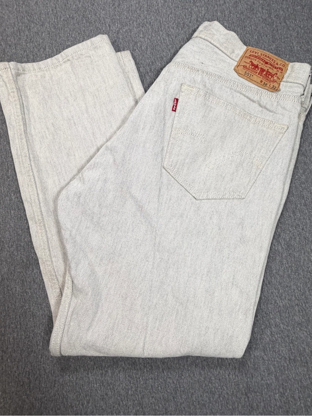 Levi's 501 Original Fit Jeans Men’s 36x32 Beige/Tan Button Fly 00501-0989
